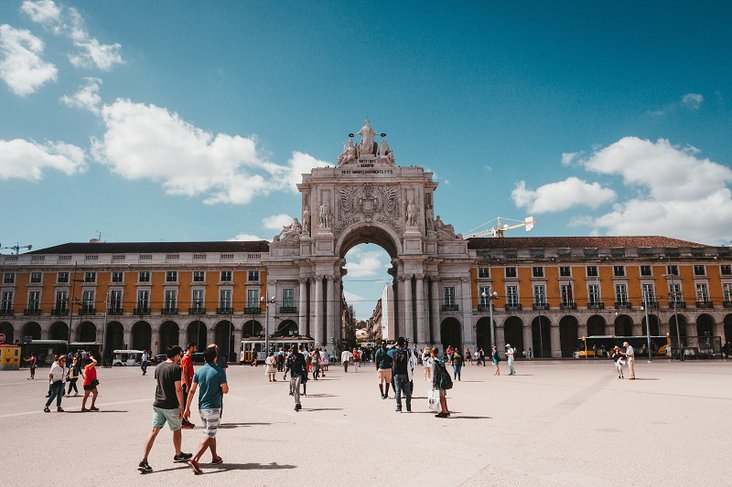 Lisboa terreiro arco augusta.jpg