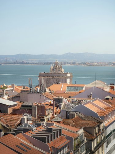 CML reforça investimento em habitação e equipamentos com 128 milhões